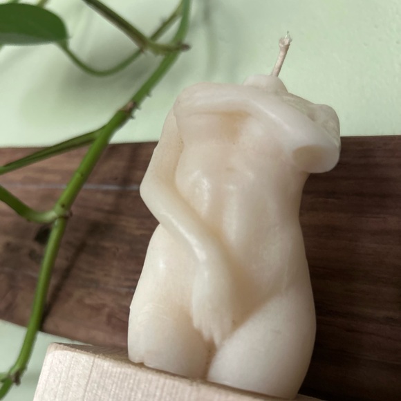 Soy Wax Candle Body. - Picture 2 of 3